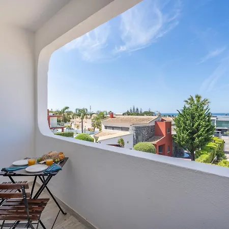 公寓 Seaside Charm Flat W/ Balcony By Hostwise