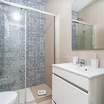 Apartment Seaside Charm Flat W/ Balcony By Hostwise Albufeira
